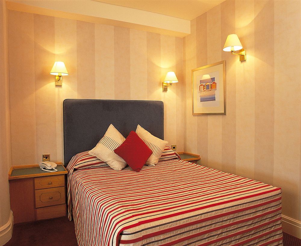 Claremont 3* Блэкпул